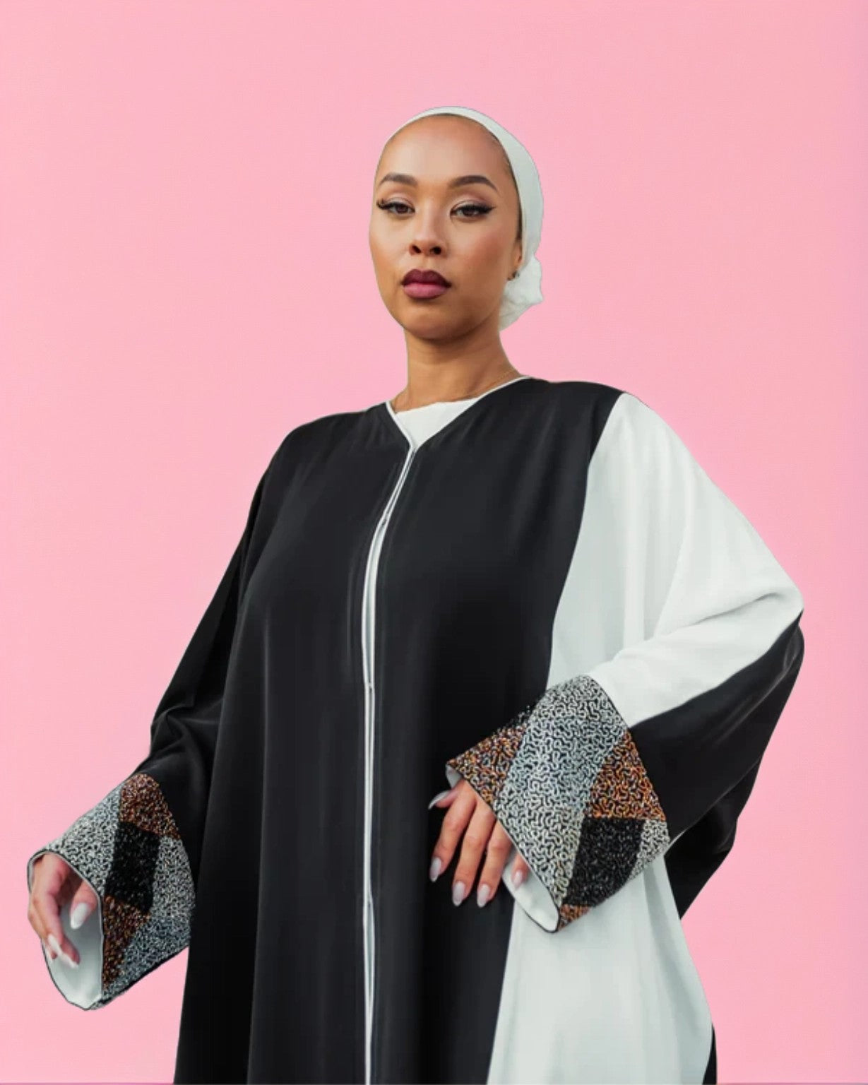 Dania – Black Abaya with Golden Embroidery | Premium Zoom Fabric