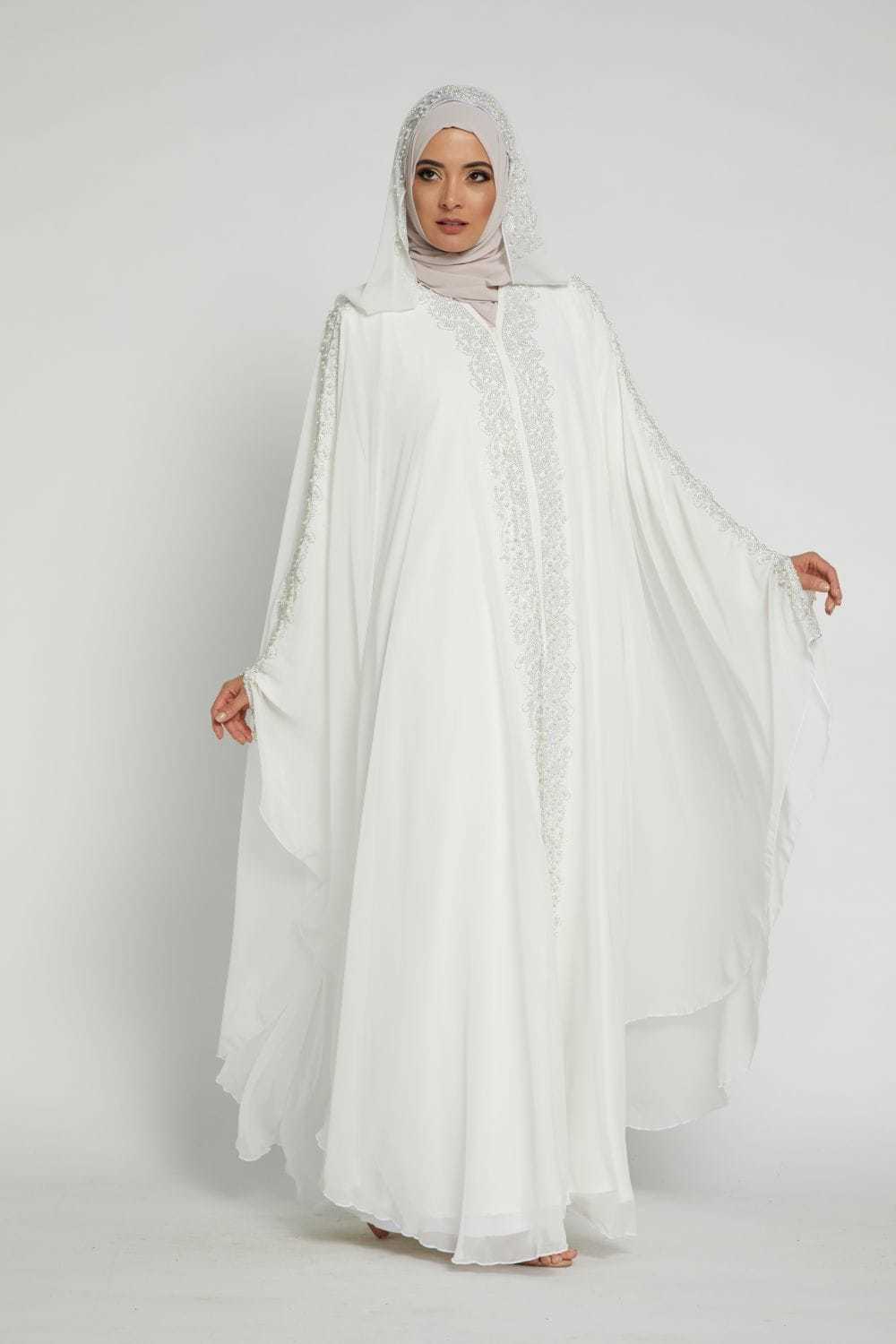 Stay Fashionable with White Abayas Online in Dubai - Shop Today!